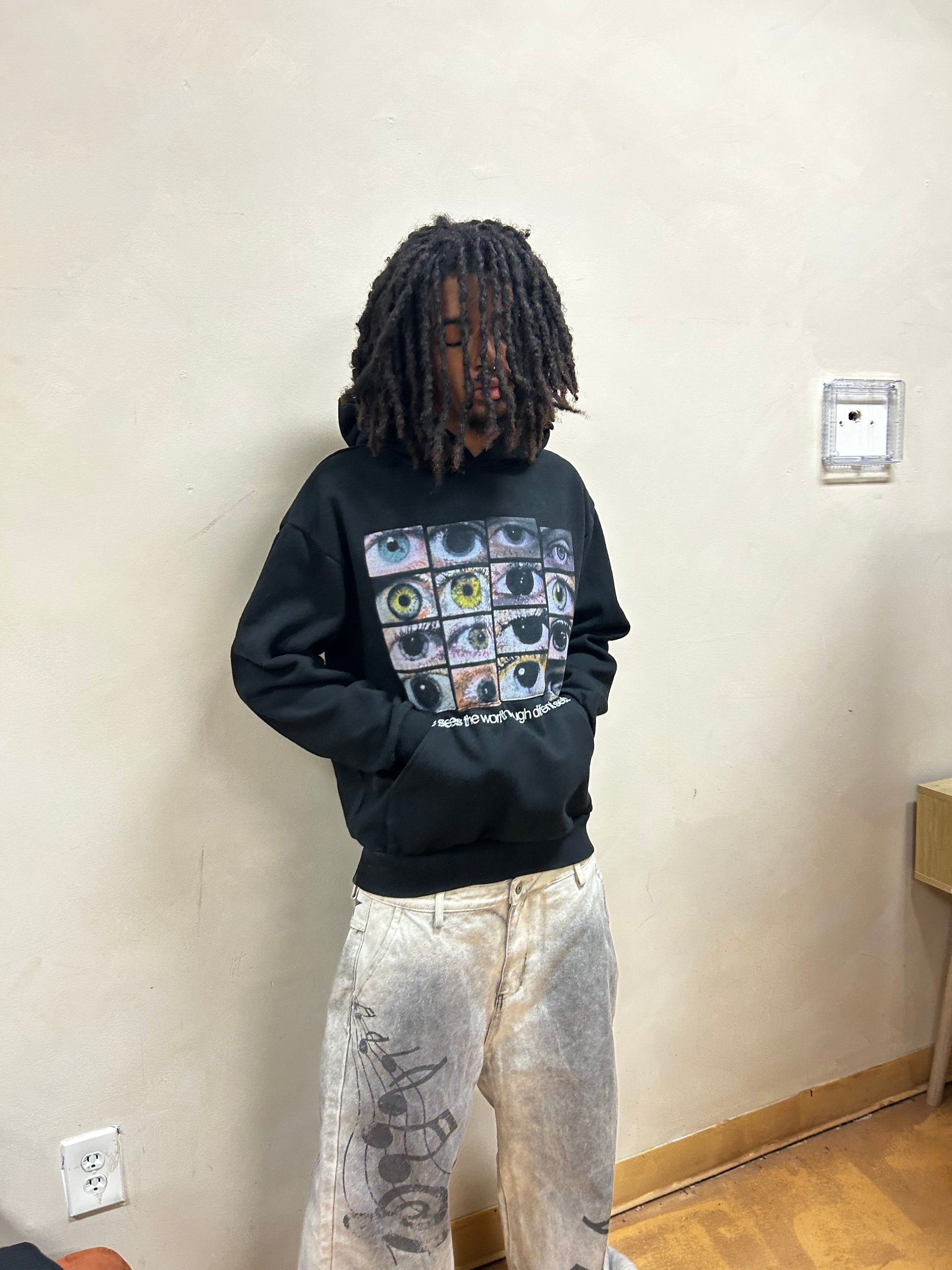 SEE THE WORLD HOODIE